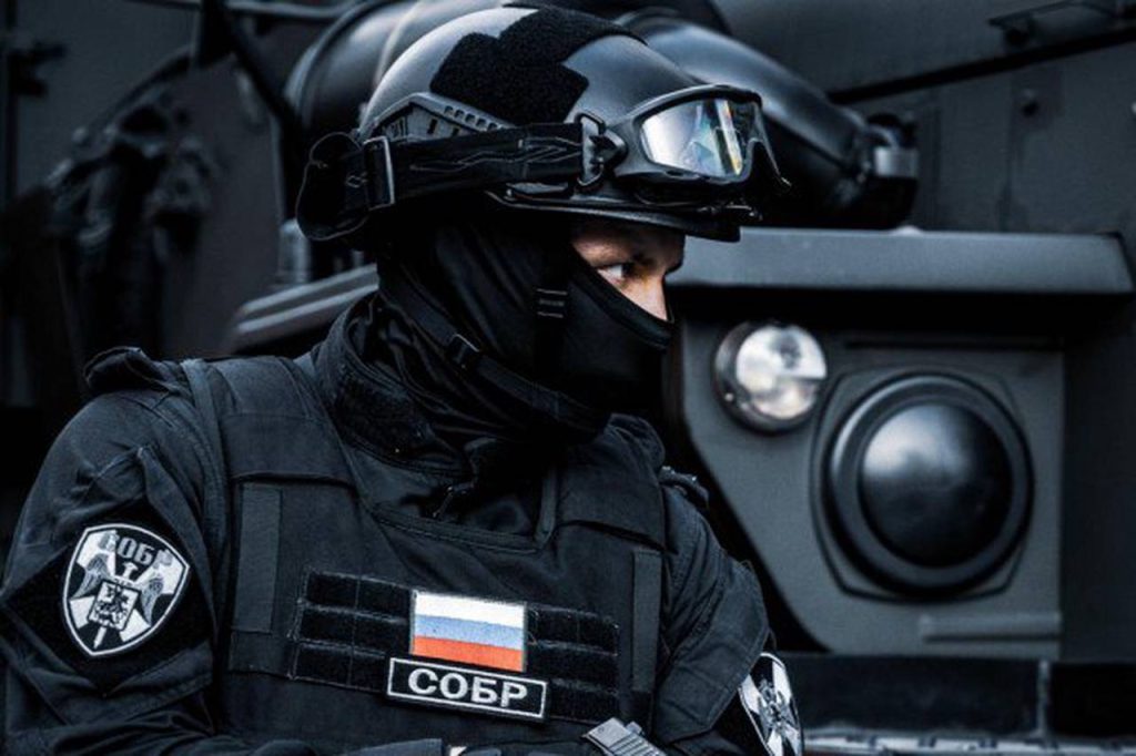 При содействии СОБР Росгвардии в Москве задержаны подозреваемые в мошенничестве