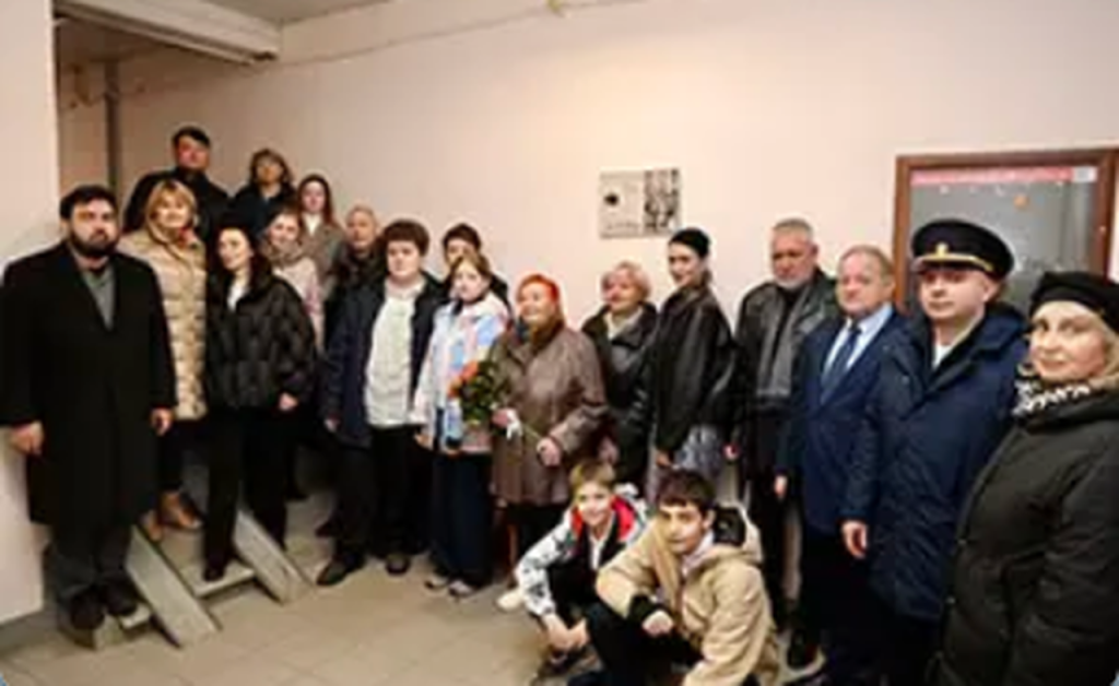 Памятная доска в честь Владлена Оржеховского