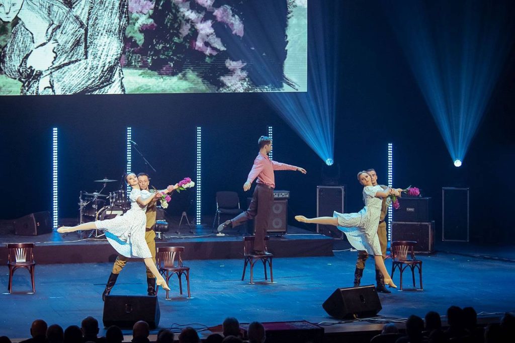 Культбригада Москонцерта начала сбор гуманитарной помощи к Новому году