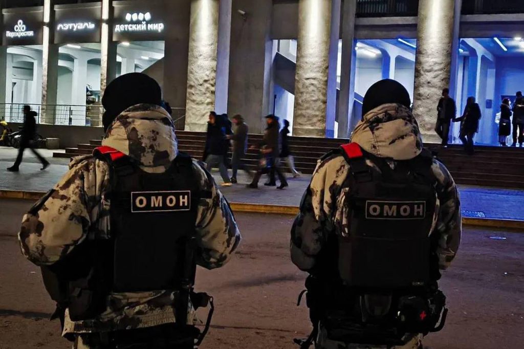 Росгвардия обеспечила безопасность хоккейного матча в Москве