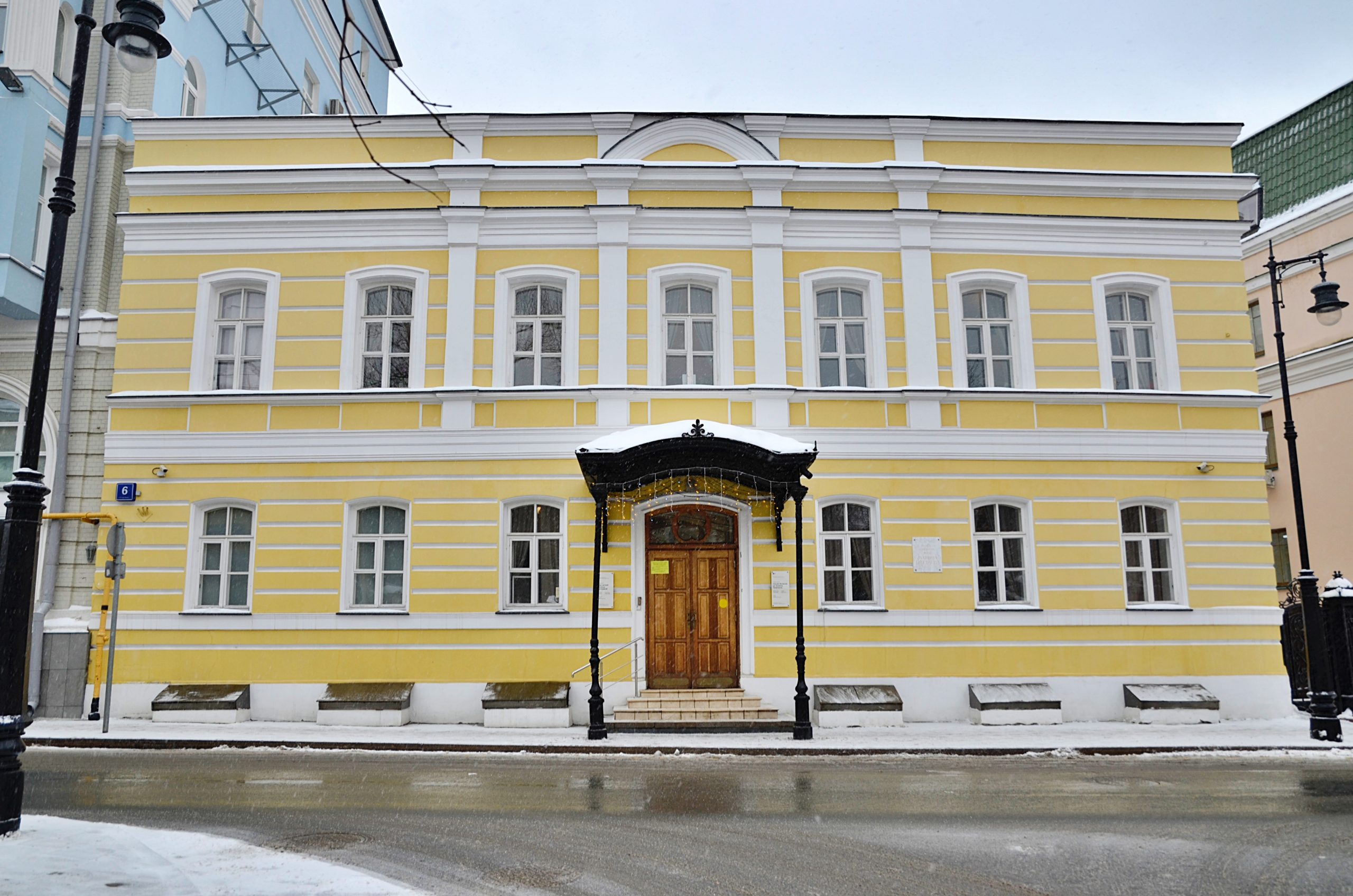 За время проживания в доме по адресу: Борисоглебский переулок, дом №6, поэтесса написала свыше 100 стихотворений, а также пьесы и поэмы. Фото: Анна Быкова, «Вечерняя Москва»