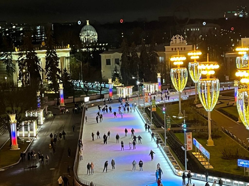 Торжественное открытие катка состоялось на территории ВДНХ