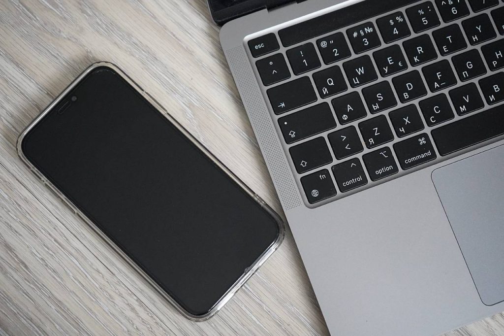 Городские сервисы с ИИ: от создания до работы с пользователями