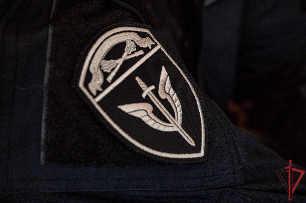 При силовой поддержке спецназа Росгвардии задержаны подозреваемые в мошенничестве