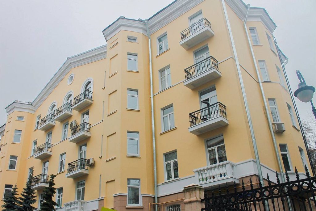 Капитальный ремонт дома с ризалитами провели в Пресненском районе