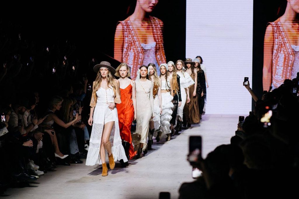 Треть стран мира была представлена на фешен-событиях в Москве в 2025 году
