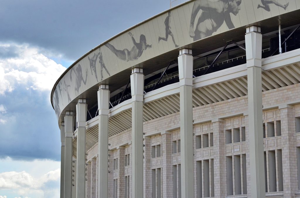 Новогодний забег на дистанции 1 и 5 км пройдет в «Лужниках»