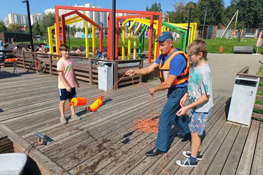 Более 33 тысяч профилактических мероприятий провели столичные спасатели в 2025 году