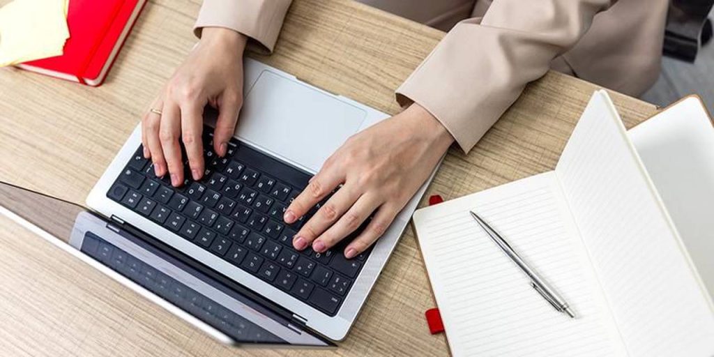 Быстро и без ошибок: как в Москве упростили документооборот для бухгалтеров