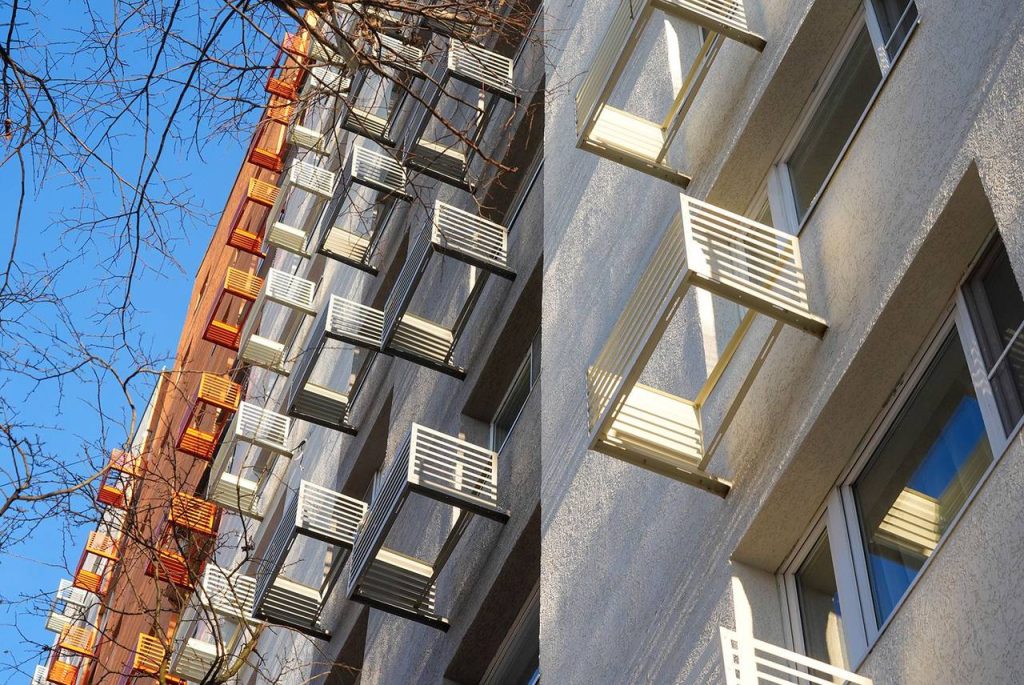 Почти 1,8 тысячи многоквартирных домов отремонтируют в Москве в 2026 году