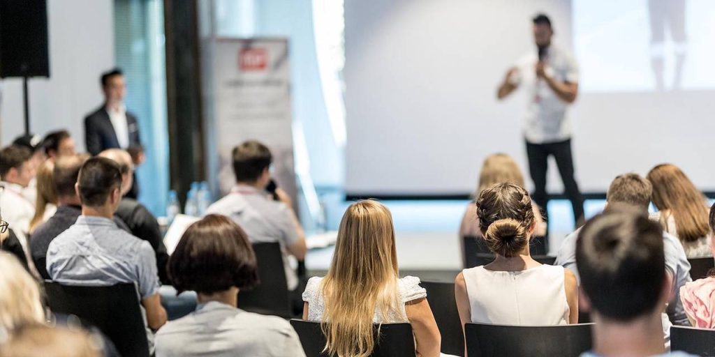 Участникам нового семинара «Перезвони сам» расскажут, как избежать обмана