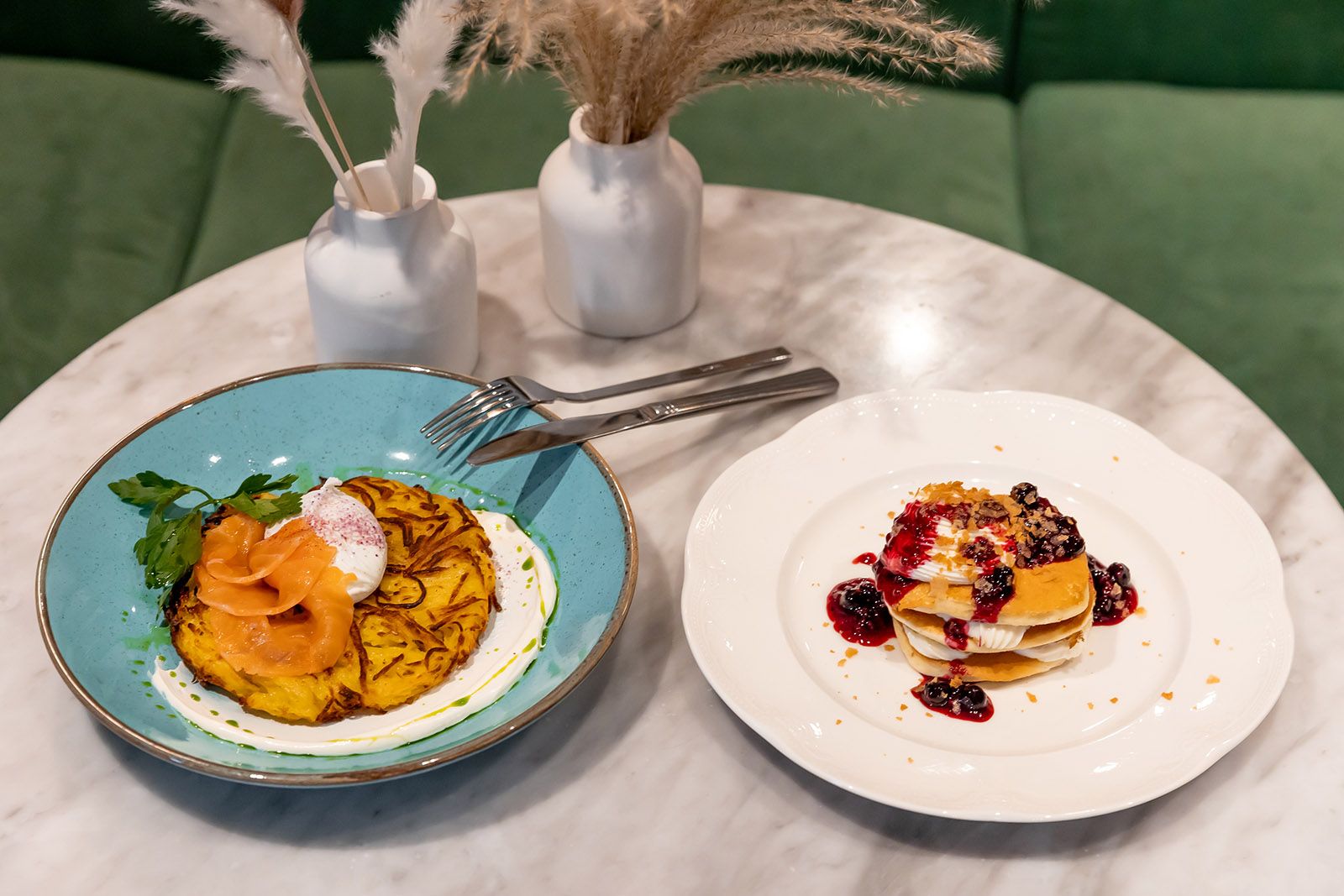 Праздничное меню останется доступным в павильоне «Сделано в Москве» – «Фабрика подарков» на Больтной площади. Фото: пресс-служба Комитета по туризму города Москвы