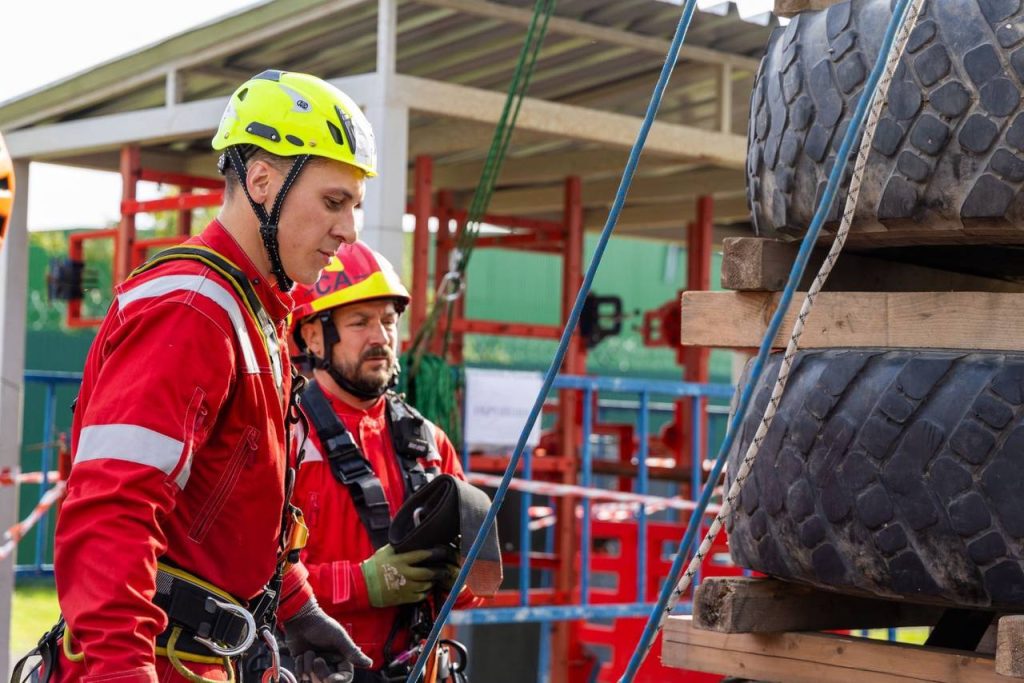 Беспрерывная подготовка: как московские спасатели готовятся к самым разным вызовам