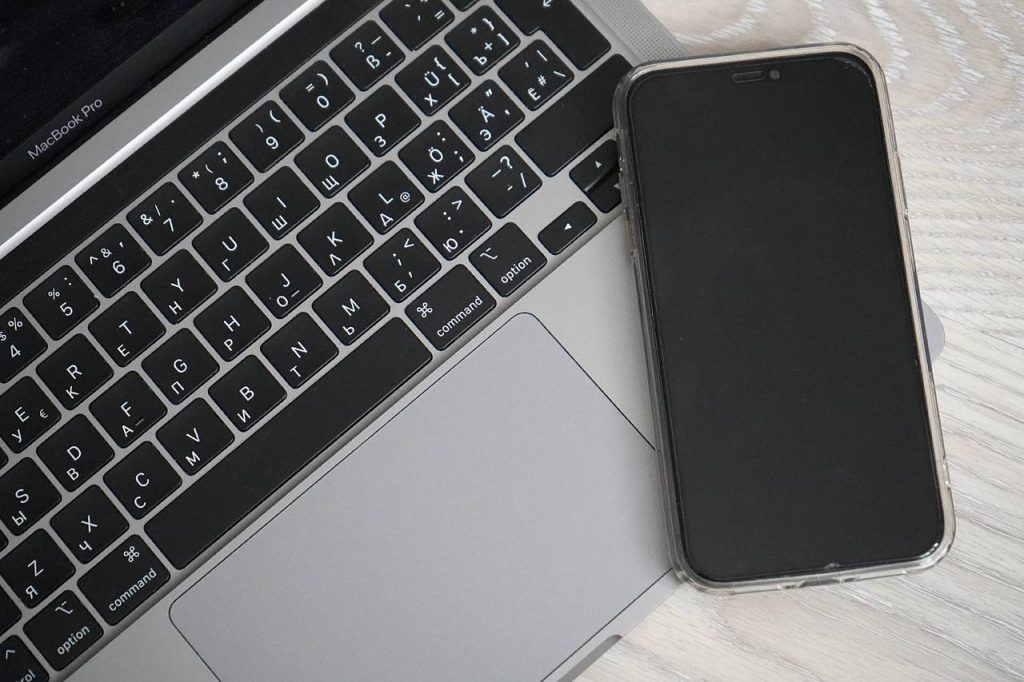 Безопасное использование смартфона: как предотвратить пожар