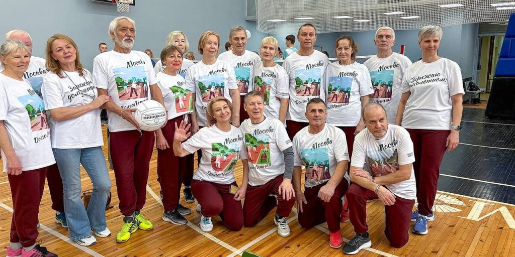 Команды «Московского долголетия» представили столицу на Всероссийском фестивале миниволей