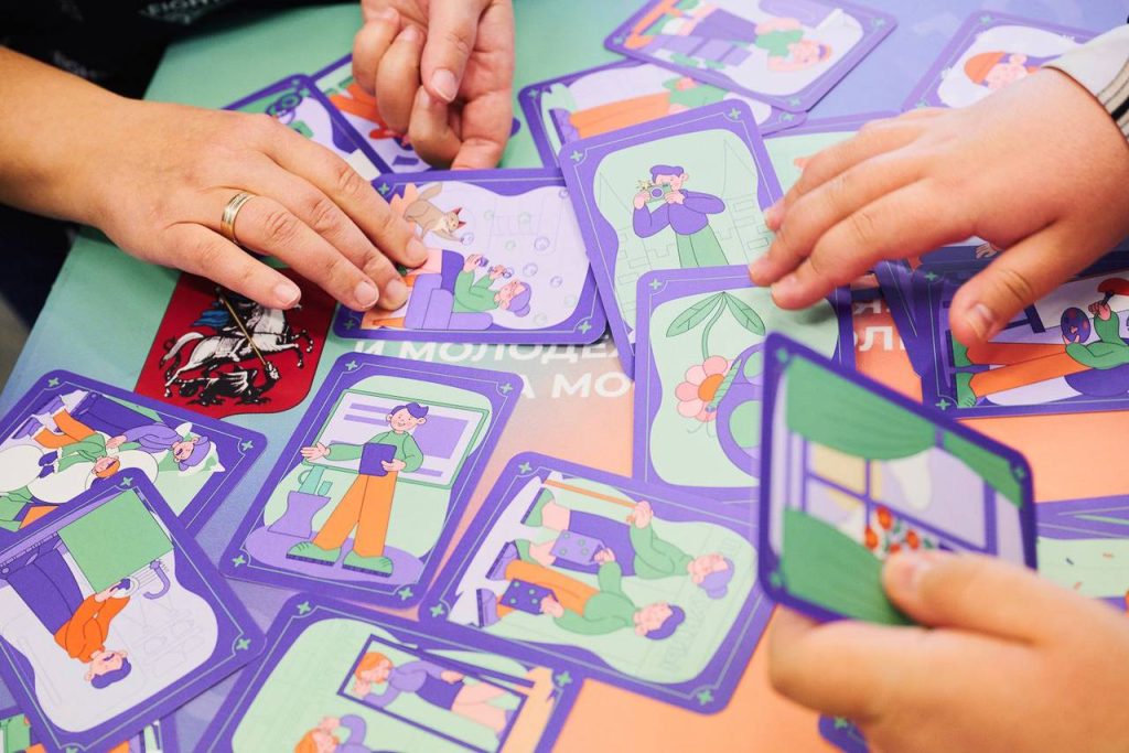 «Включайся!» и «Мастерская волонтерства»: где получить полезные знания о добровольчестве