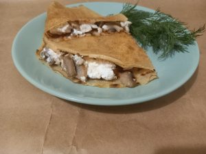 Курица, грибы и плавленое настроение. Фото: Оксана Петросян, «Вечерняя Москва»