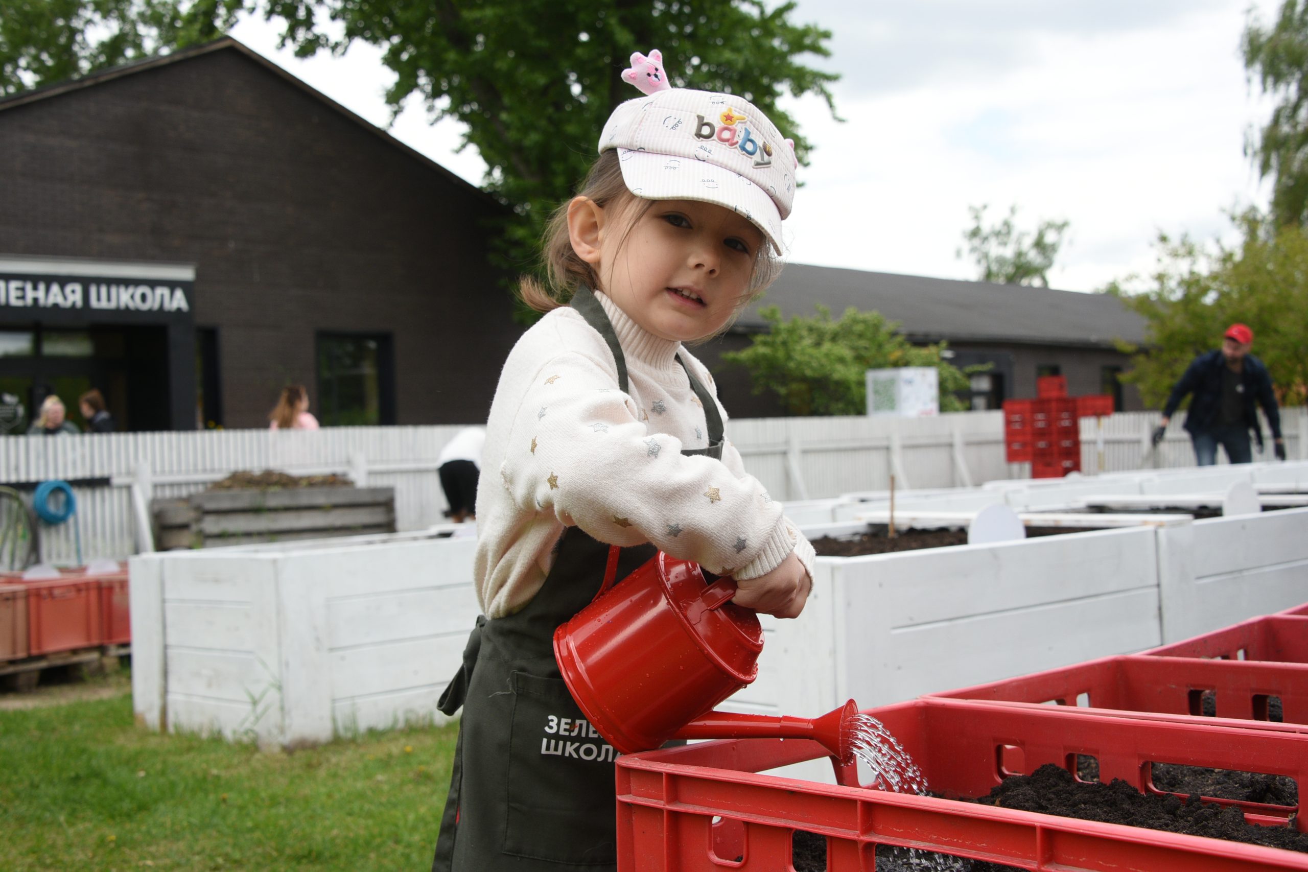 «Зеленая школа» является парковым клубом для натуралистов всех возрастов, где можно заниматься естествознанием, садоводством и творчеством. Фото: Пелагия Замятина, «Вечерняя Москва»