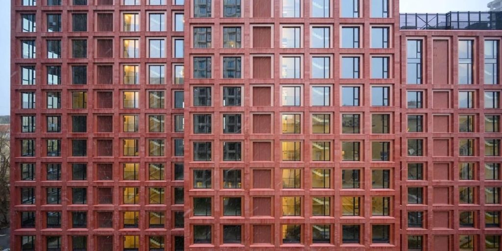 Дольщикам ЖК в Басманном районе начали выдавать ключи